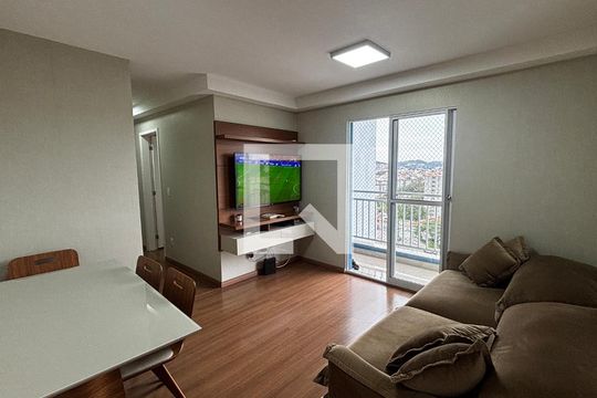Apartamento à venda com 2 quartos, 56m² em Jardim Cristiane, Santo André