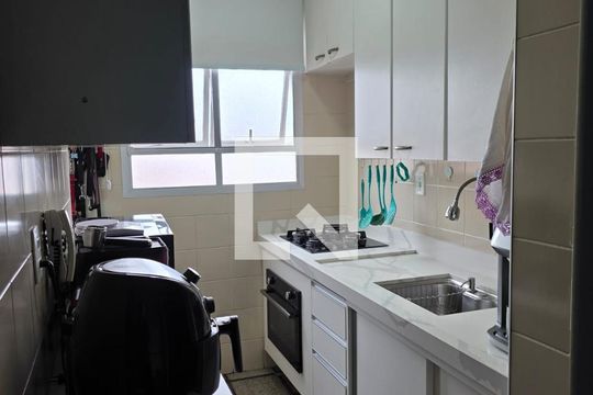 Cozinha de apartamento para alugar com 2 quartos, 65m² em Vila Joao Jorge, Campinas