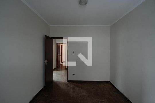 Quarto 1 de casa à venda com 3 quartos, 199m² em Vila Curuçá, Santo André