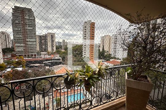 Apartamento à venda com 2 quartos, 130m² em Campo Belo, São Paulo