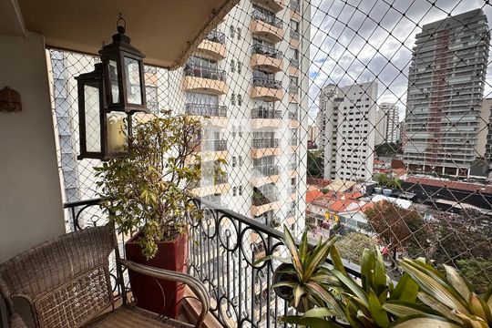 Apartamento à venda com 2 quartos, 130m² em Campo Belo, São Paulo