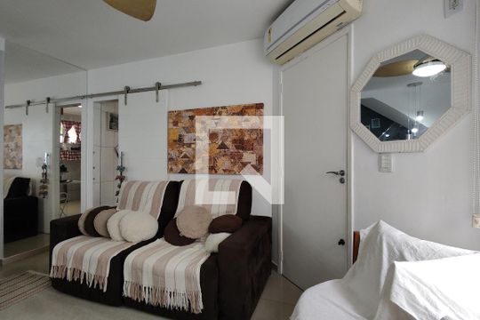 Sala de casa de condomínio à venda com 3 quartos, 116m² em Pechincha, Rio de Janeiro
