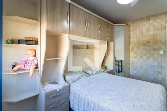 Quarto 1 de apartamento para alugar com 2 quartos, 73m² em Cristal, Porto Alegre