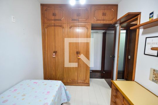 Quarto 1 de apartamento à venda com 3 quartos, 107m² em Grajaú, Rio de Janeiro