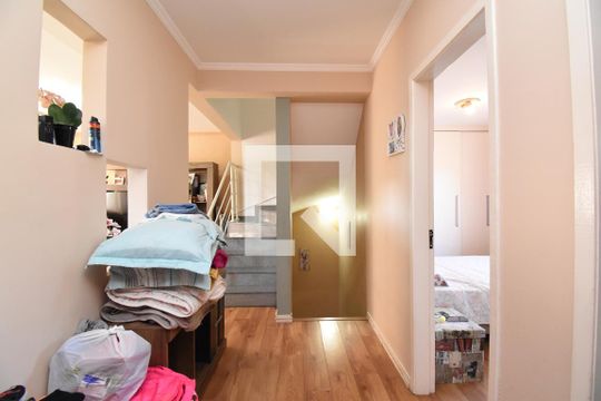 Sala de casa à venda com 2 quartos, 112m² em Abranches, Curitiba