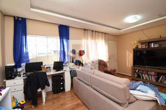 Sala de casa à venda com 2 quartos, 112m² em Abranches, Curitiba