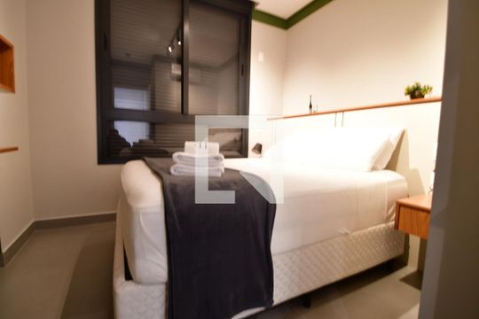 Quarto de apartamento para alugar com 1 quarto, 46m² em Centro, Campinas