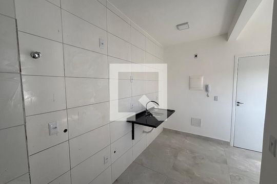 Sala/cozinha de apartamento à venda com 1 quarto, 30m² em Cidade Antônio Estêvão de Carvalho, São Paulo