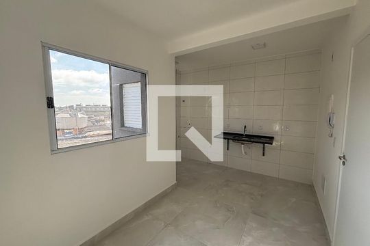 Sala/cozinha de apartamento à venda com 1 quarto, 30m² em Cidade Antônio Estêvão de Carvalho, São Paulo