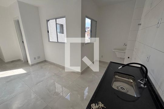 Casa para alugar com 2 quartos, 38m² em Cidade Antônio Estêvão de Carvalho, São Paulo