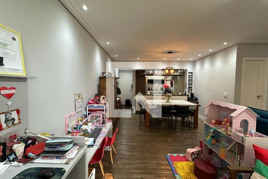 Sala de apartamento à venda com 3 quartos, 105m² em Jardim Tupanci, Barueri