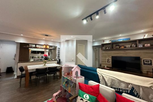 Sala de apartamento à venda com 3 quartos, 105m² em Jardim Tupanci, Barueri