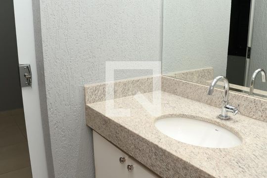 Apartamento para alugar com 3 quartos, 86m² em Alto da Glória, Goiânia