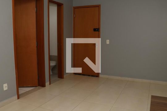 Apartamento para alugar com 3 quartos, 86m² em Alto da Glória, Goiânia