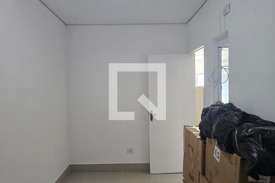 Quarto 02 de kitnet/studio para alugar com 2 quartos, 92m² em Jardim Presidente Dutra , Guarulhos
