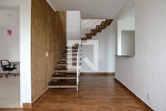 Sala de apartamento para alugar com 2 quartos, 125m² em Vila Santana, Mogi das Cruzes
