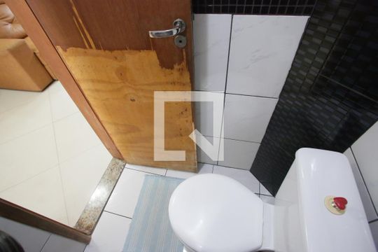 Lavabo de casa de condomínio à venda com 2 quartos, 180m² em Taquara, Rio de Janeiro