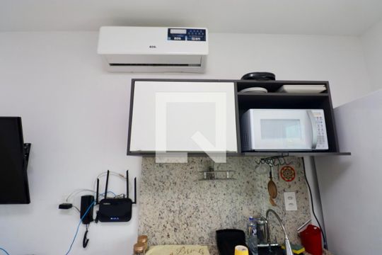 Studio de kitnet/studio para alugar com 1 quarto, 22m² em Stella Maris, Salvador