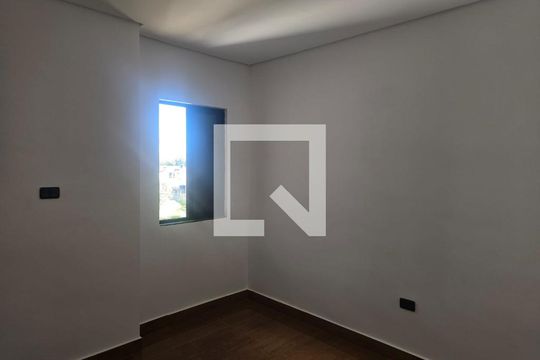 Quarto 02 de kitnet/studio para alugar com 2 quartos, 37m² em Jardim Presidente Dutra, Guarulhos