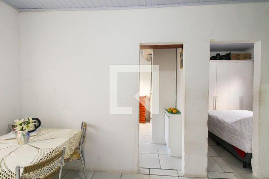 Sala/Cozinha de casa à venda com 2 quartos, 36m² em Mato Grande, Canoas