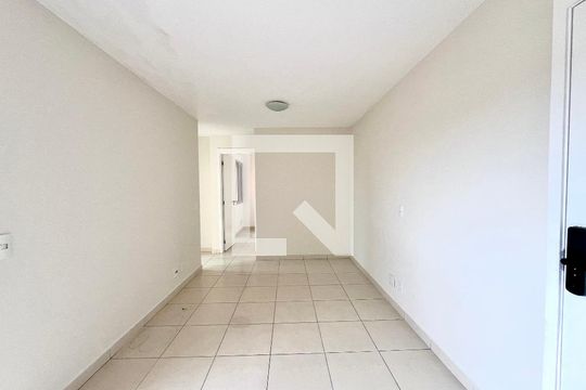 Apartamento à venda com 2 quartos, 60m² em Serrano, Belo Horizonte