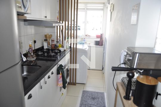 Apartamento à venda com 2 quartos, 49m² em Del Castilho, Rio de Janeiro