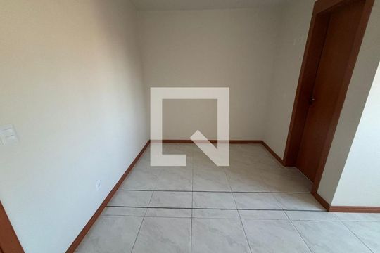 Sala / Quarto de apartamento para alugar com 1 quarto, 30m² em Hípica, Porto Alegre