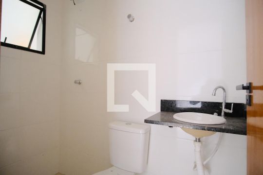 Banheiro de apartamento à venda com 1 quarto, 40m² em Vila Carrão, São Paulo
