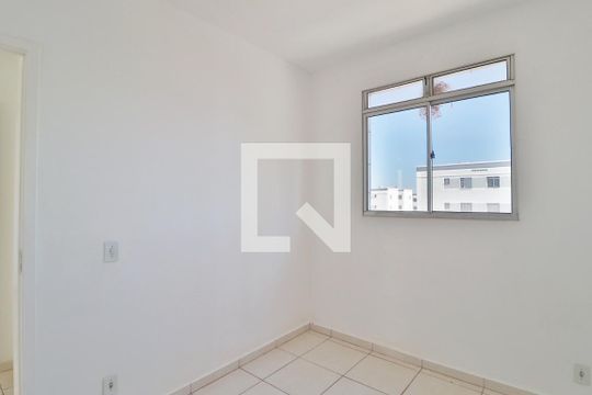 Quarto 2 de apartamento para alugar com 0 quarto, 43m² em Shopping Park, Uberlândia