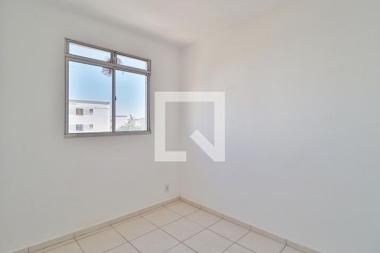 Quarto 2 de apartamento para alugar com 0 quarto, 43m² em Shopping Park, Uberlândia