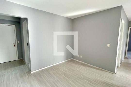 Sala de apartamento à venda com 2 quartos, 67m² em Jardim Sao Ricardo, Guarulhos