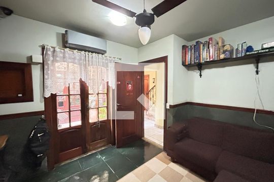 Quarto 1 de casa à venda com 6 quartos, 493m² em Vila Valqueire, Rio de Janeiro