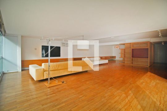 Apartamento à venda com 2 quartos, 290m² em Itaim Bibi, São Paulo