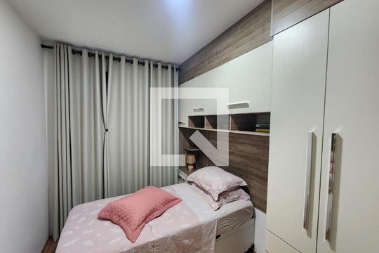 Quarto de kitnet/studio para alugar com 1 quarto, 28m² em Belenzinho, São Paulo