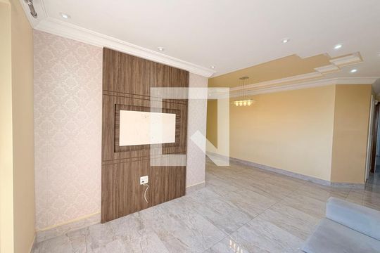 Sala de apartamento à venda com 3 quartos, 100m² em Parque Eloy Chaves, Jundiaí
