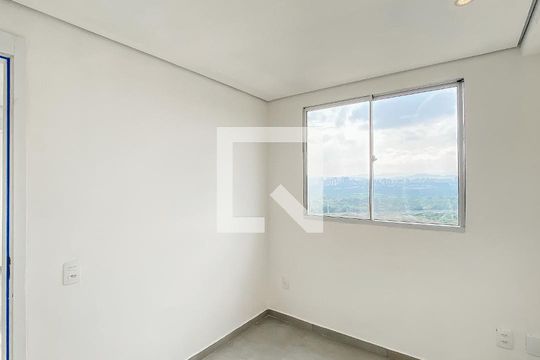 Quarto 2 de apartamento para alugar com 2 quartos, 33m² em Vila Silvia, São Paulo