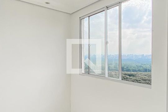 Quarto 1 de apartamento para alugar com 2 quartos, 33m² em Vila Silvia, São Paulo