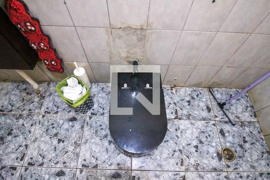 Banheiro social de casa à venda com 1 quarto, 60m² em Cidade São Mateus, São Paulo