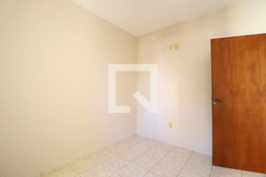 Quarto 2 de apartamento para alugar com 3 quartos, 125m² em Santa Mônica, Uberlândia
