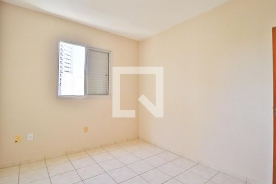 Quarto 1 de apartamento para alugar com 3 quartos, 125m² em Santa Mônica, Uberlândia