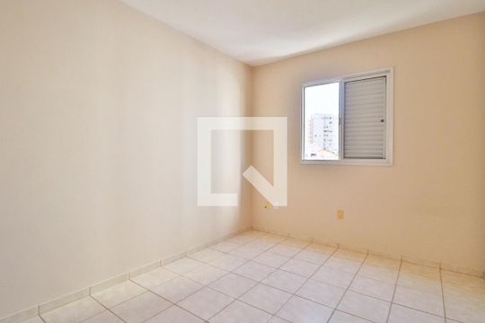 Quarto 1 de apartamento para alugar com 3 quartos, 125m² em Santa Mônica, Uberlândia