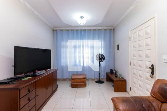 Sala de Estar de casa para alugar com 3 quartos, 158m² em Vila Isolina Mazzei, São Paulo