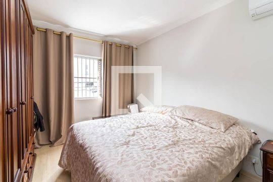 Suíte de casa para alugar com 3 quartos, 158m² em Vila Isolina Mazzei, São Paulo