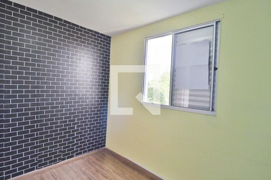 Quarto 2 de apartamento para alugar com 2 quartos, 54m² em Chácaras Tubalina E Quartel, Uberlândia