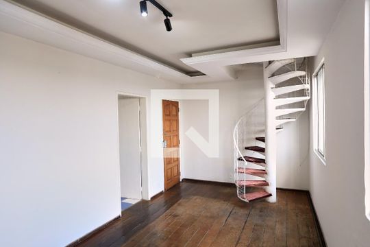 Sala de apartamento para alugar com 3 quartos, 197m² em Sagrada Família, Belo Horizonte