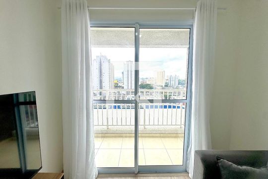 Sala de apartamento para alugar com 2 quartos, 47m² em Vila das Bandeiras, Guarulhos