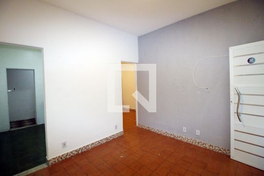 Sala de apartamento para alugar com 1 quarto, 35m² em Penha, Rio de Janeiro