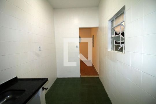 Cozinha de apartamento para alugar com 1 quarto, 35m² em Penha, Rio de Janeiro
