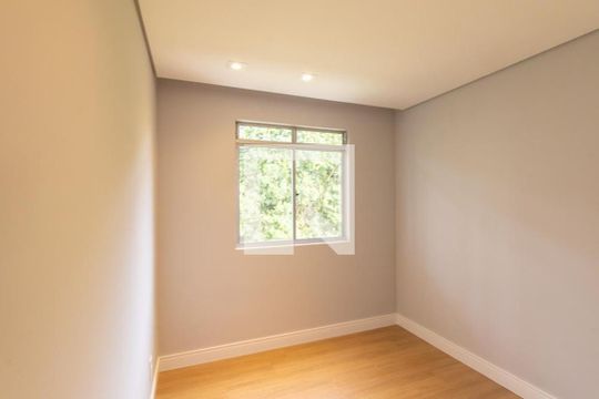 Quarto 2 de apartamento à venda com 2 quartos, 45m² em Santa Cândida, Curitiba