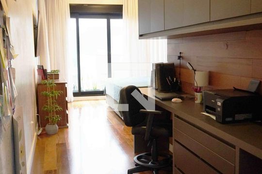 Suíte 2 / Principal de casa de condomínio à venda com 4 quartos, 407m² em Colinas da Anhanguera, Santana de Parnaíba